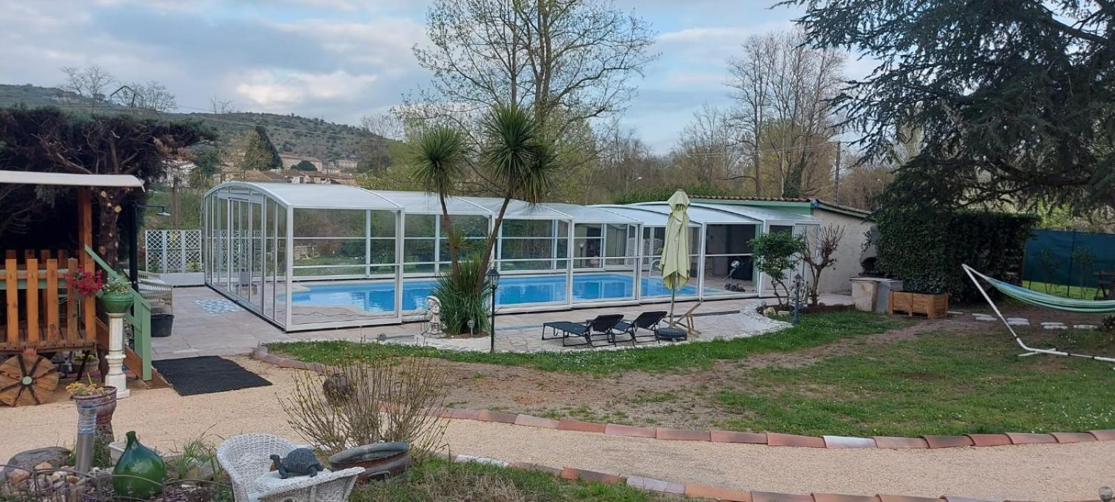 La Pequelette *